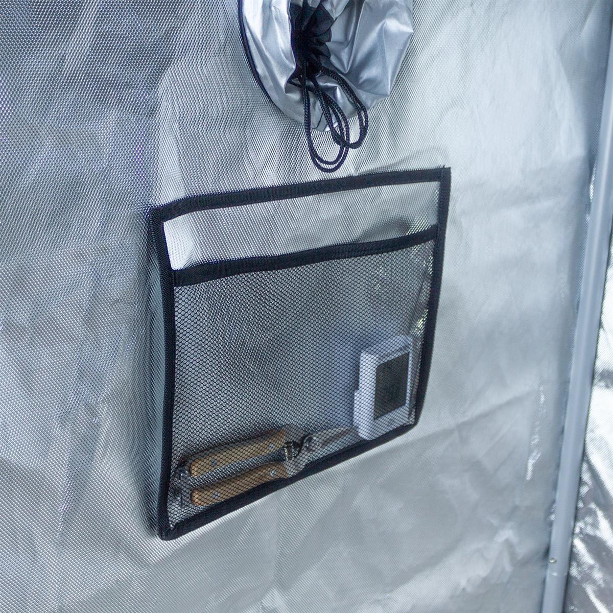 Detailaufnahme der Mesh-Tasche in der Bloomstar Box S Growbox zur Aufbewahrung von Werkzeugen und Zubehör für Indoor-Gärtner.