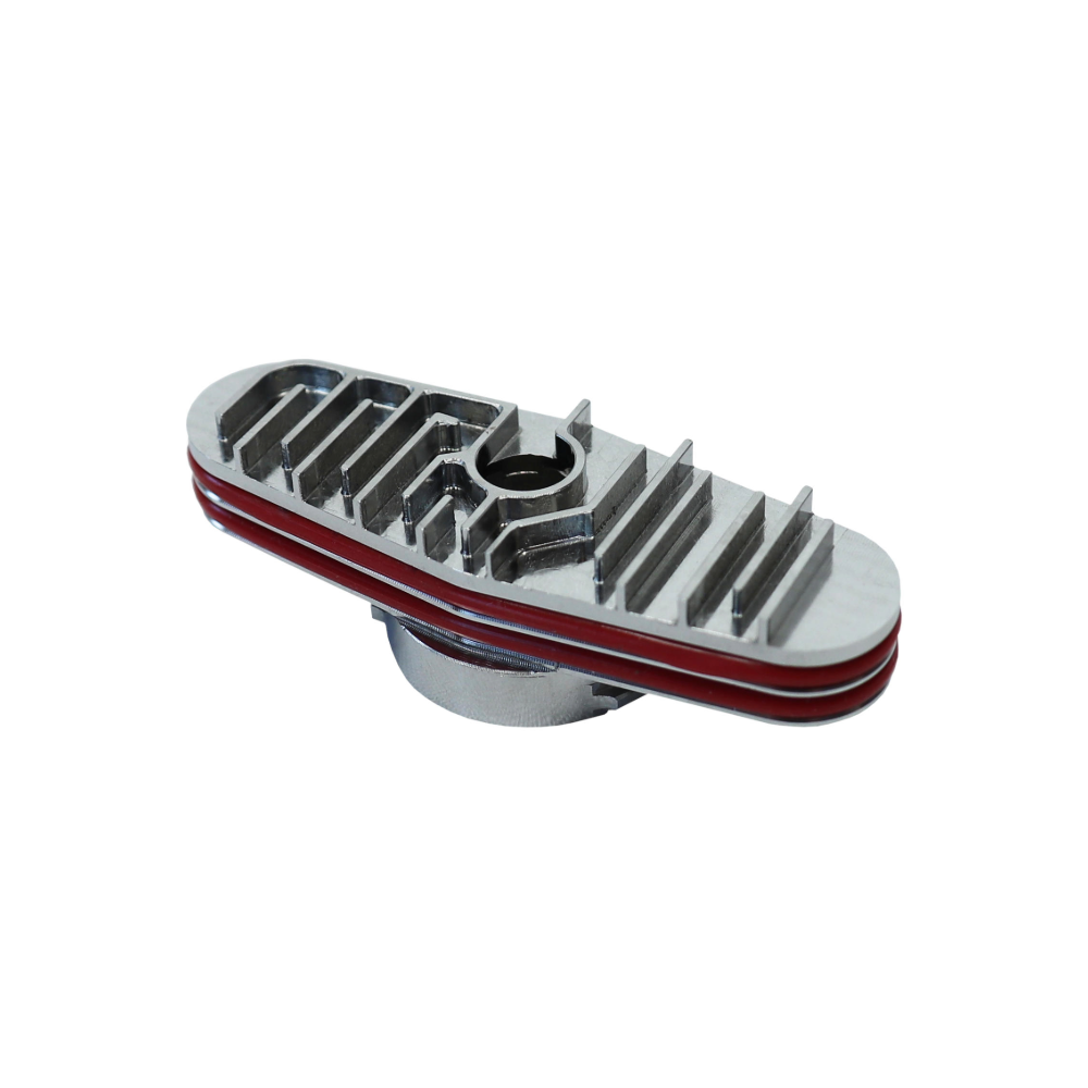 Detailansicht der Edelstahl-Kühleinheit für den Mighty Vaporizer, die die integrierten Edelstahlsiebe zeigt. Diese ermöglichen eine zusätzliche Filterung für sauberen und geschmackvollen Dampf.