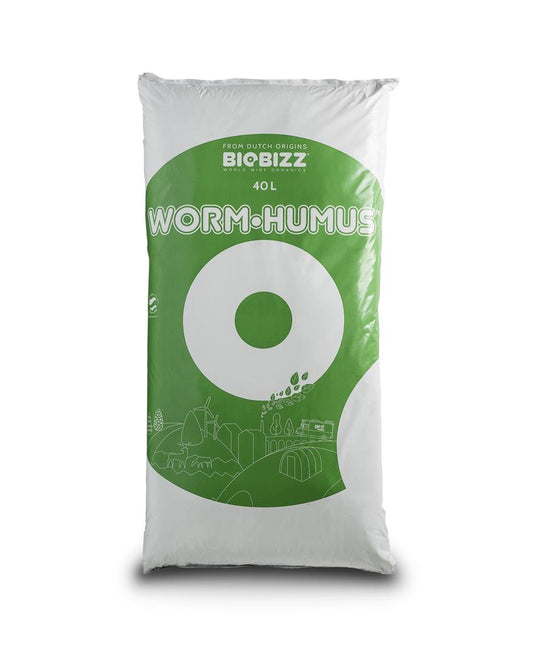 40-Liter-Sack BioBizz Worm-Humus organischer Dünger in weiß-grüner Verpackung mit Illustrationen zur Anwendung in Gartenbau und Landwirtschaft