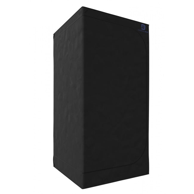 Geschlossene Diamondbox SL100 in Schwarz, professionelle Growbox für Indoor-Gärtnerei, robustes Design, isoliert auf weißem Hintergrund.