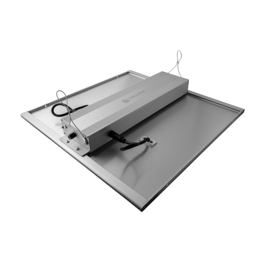 Caluma Force LED 240W, hochwertiges LED-Grow-Licht mit 2,7 µmol/J, Vollspektrum und passiver Kühlung. Ideal für Growboxen bis 100x100 cm.