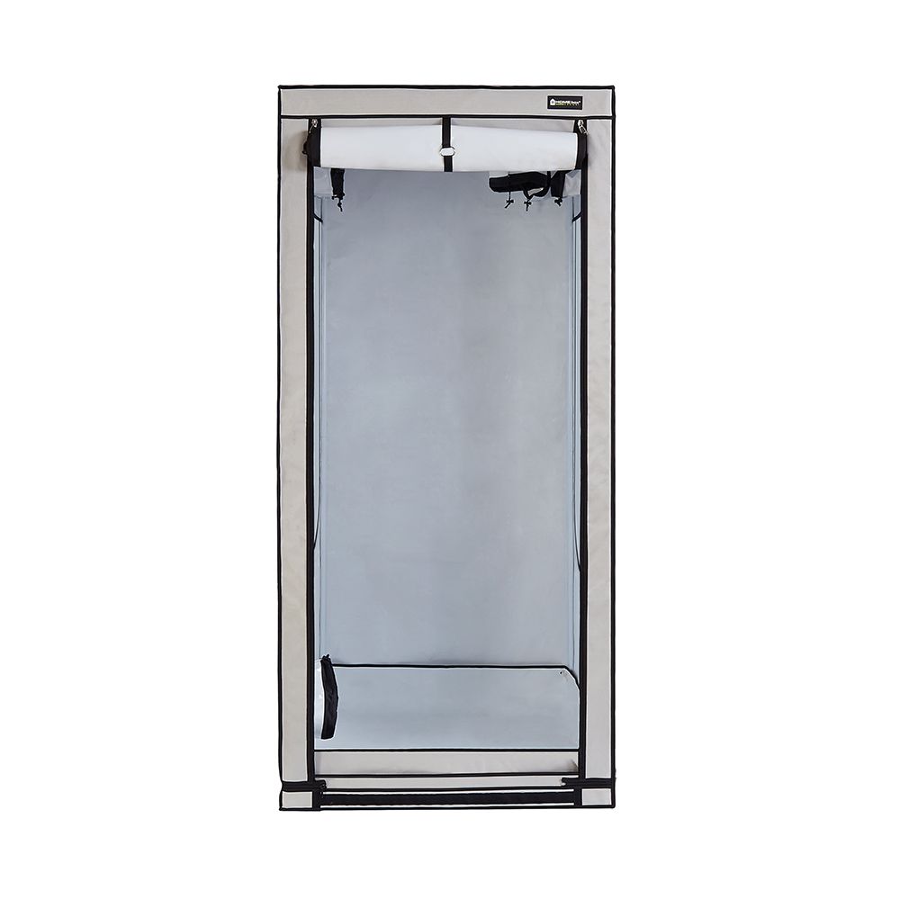  Frontansicht der geöffneten Homebox Ambient Q100+ mit hellem, reflektierendem Innenmaterial für professionellen Indoor-Grow