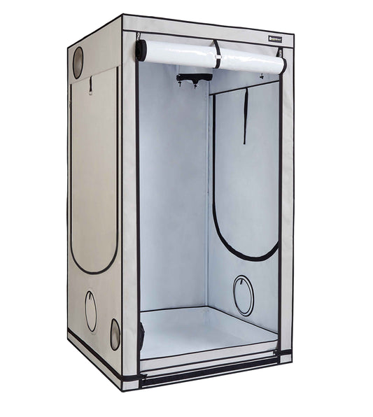 Geöffnete Homebox Ambient Q120+ mit reflektierender PAR+ Innenbeschichtung für optimales Pflanzenwachstum bei Vetter Grow