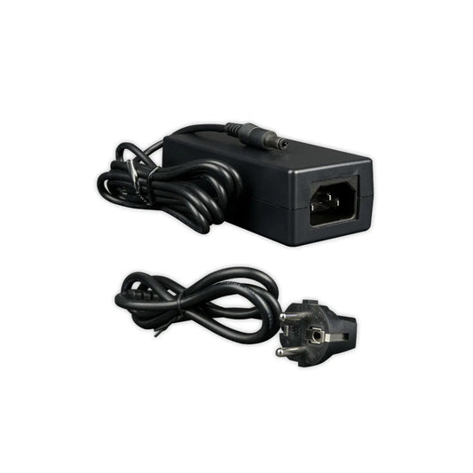Extreme Q/XQ2/V-Tower Netzadapter + CH Adapter – Produktbild 1