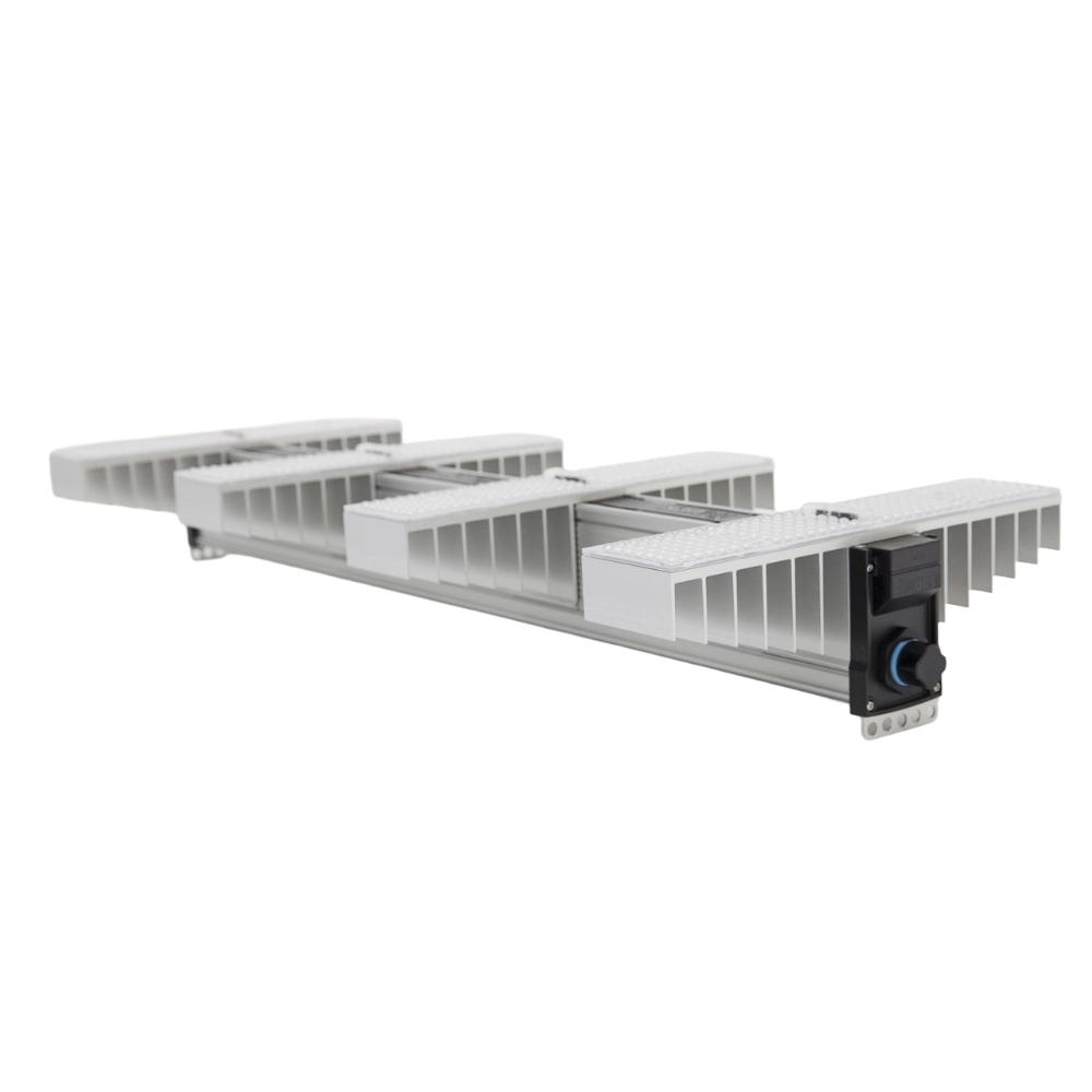 SANlight EVO 4-100 1.5 (265W) Pflanzenlampe – Perspektivansicht der Module und des Endmoduls, für 100×50 cm Fläche.