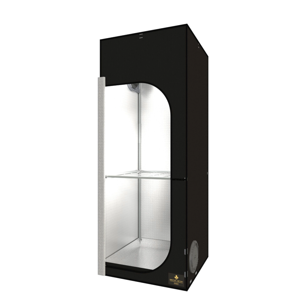 Innenansicht des Secret Jardin Dark Street DS60 Rev.4 Pflanzenzelts mit reflektierender Mylarfolie und stabiler Bauweise